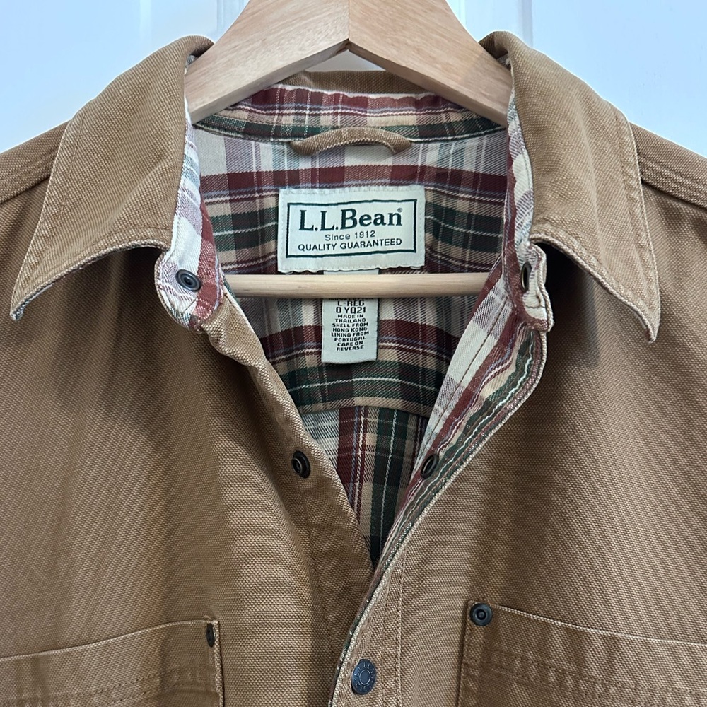 LL Bean Chore Jacket Barn Coat Shacket Brown Plaid Cotton Size Medium - Picture 4 of 5
